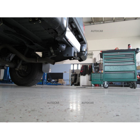 Anhängerkupplung für RODEO aj D-MAX 4 WD - SUV - manuall–AHK starr - von 2012
