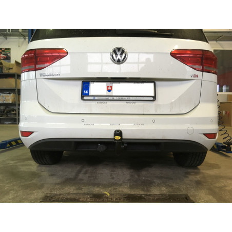 Anhängerkupplung für VW TOURAN - 5 tür., VAN - vertikal–AHK abnehmbar - von 2015 Anhängerkupplung für VW TOURAN - 5 tür., VAN - vertikal–AHK abnehmbar - von 2015