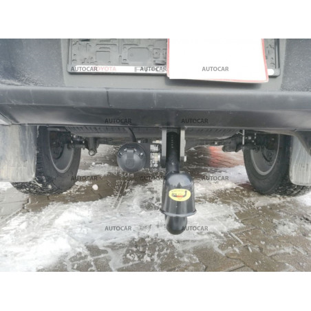 Anhängerkupplung für HILUX - 4 WD (N25) so schodíkom - starre Anhängerkupplung - von 2005 Anhängerkupplung für HILUX - 4 WD (N25) so schodíkom - starre Anhängerkupplung - von 2005