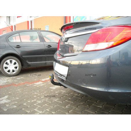 Anhängerkupplung für INSIGNIA - 5-türig aj Combi - manuell–AHK starr - von 2008 Anhängerkupplung für INSIGNIA - 5-türig aj Combi - manuell–AHK starr - von 2008