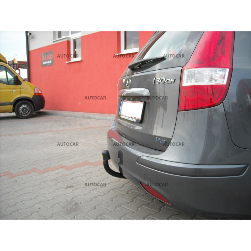 Anhängerkupplung für I 30 - combi - manuell–AHK starr - von 2008