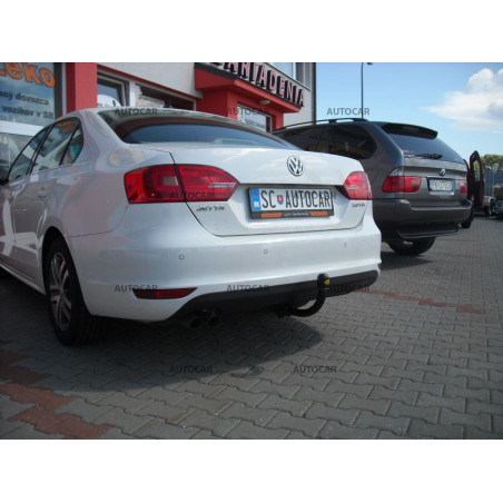 Anhängerkupplung für JETTA - 4-türig - manuell–AHK starr - von 2005 Anhängerkupplung für JETTA - 4-türig - manuell–AHK starr - von 2005