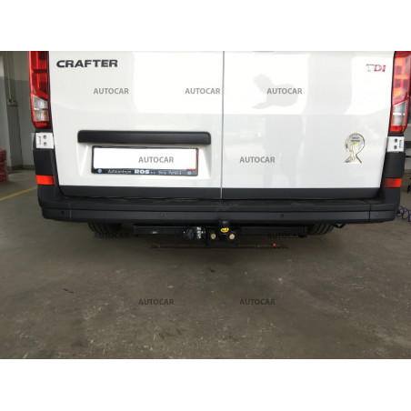 Anhängerkupplung für Volkswagen CRAFTER - Kastenwagen ohne Treppe - Einzelräder - manuall–AHK starr